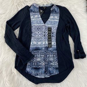 Lucky Brand womens long sleeve button up shirt soft stretch XS geo pattern